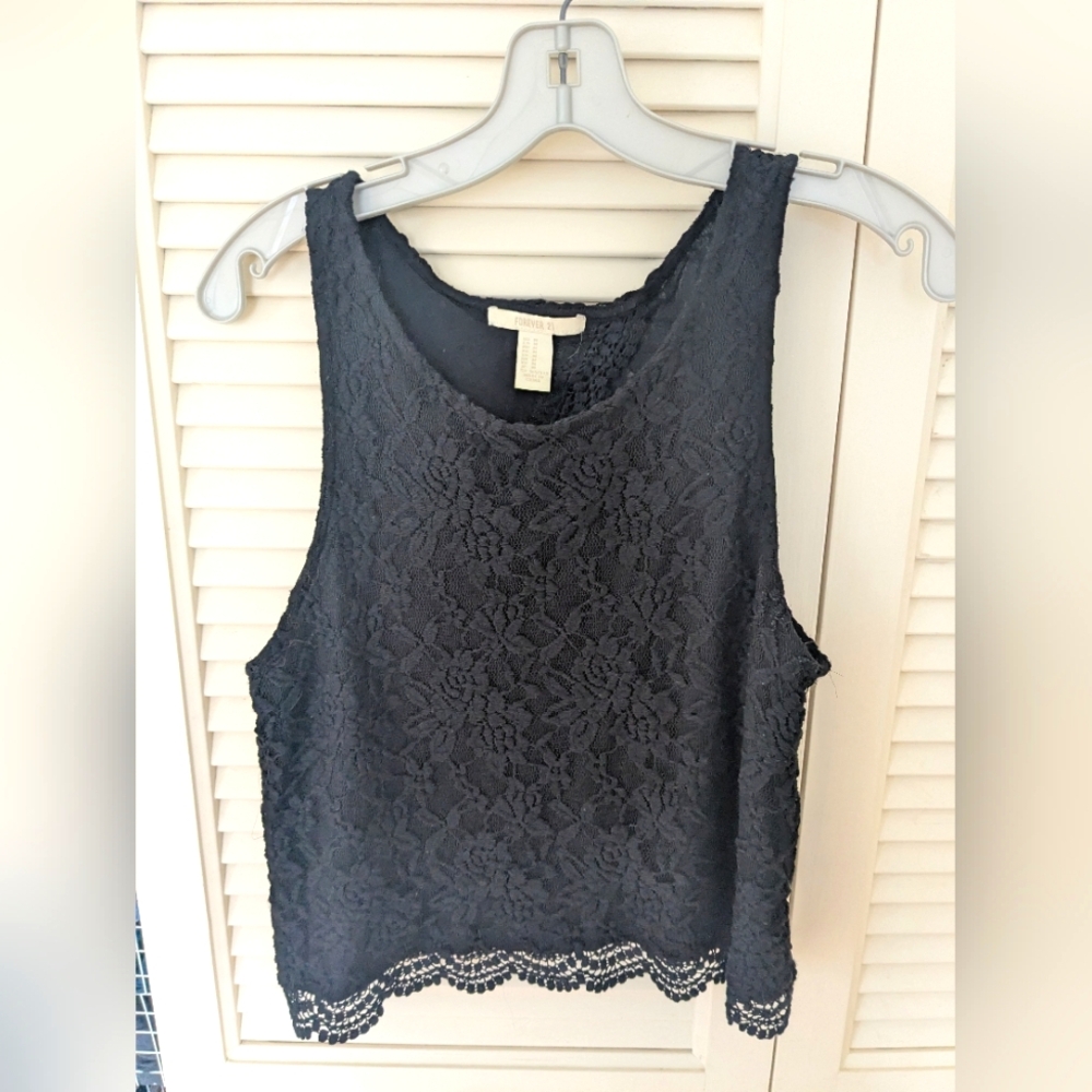 Forever 21 Lace Black Lace Sleeveless Top, Size M